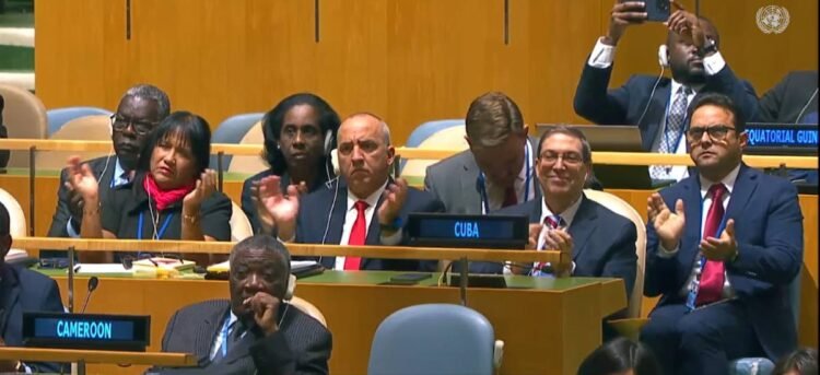 T&T TURNS BACK ON CUBAGovt votes with US at UNGA to maintain decades-old embargo against Havana after 34 years of opposing it