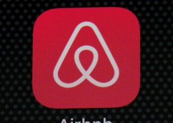 Airbnb guests no longer have to wash dishes or strip beds at checkout | World News