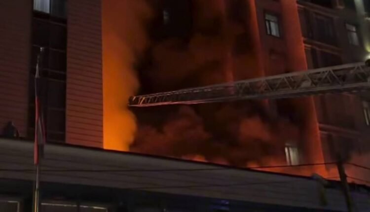 On Mederova Street in Bishkek, a building housing a business center and a hotel is on fire. Video