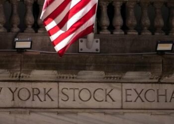 Wall Street retreats from its record as stocks fall worldwide | Business
