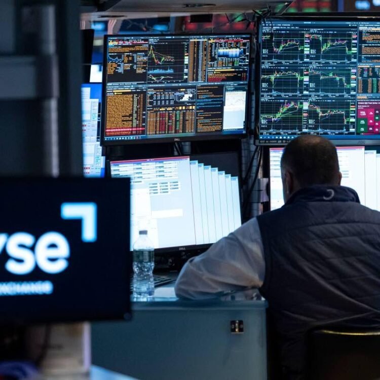 US markets weighed down by an extended sell-off in tech sector | Business