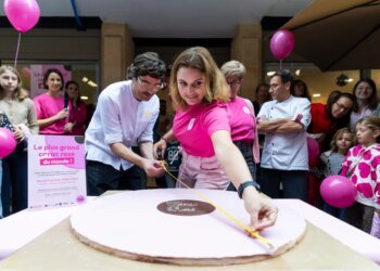 Swiss bakery makes world’s largest pink Carac for breast cancer awareness