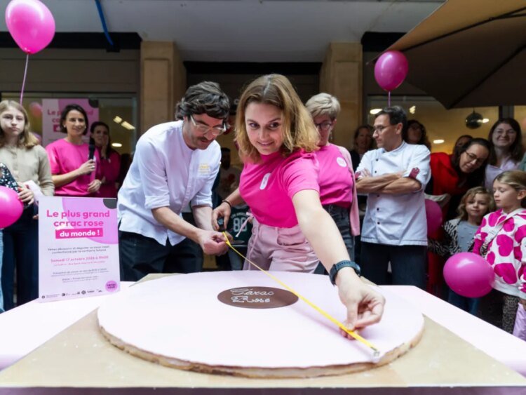Swiss bakery makes world’s largest pink Carac for breast cancer awareness