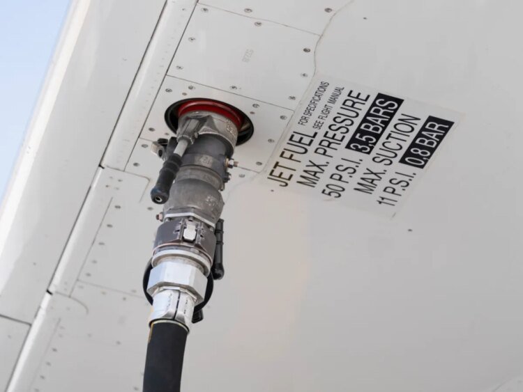 Switzerland releases fuel reserves to ease shortage risks at Zurich airport
