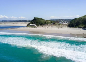 Two dead after hazardous substance call in beach town north of Auckland
