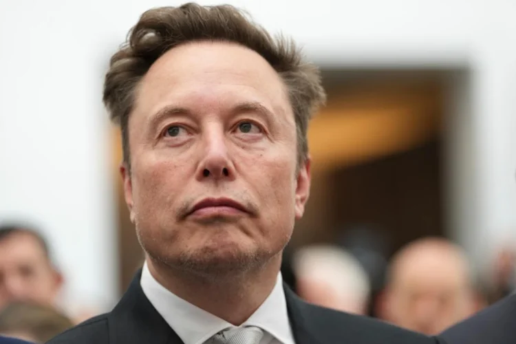 Musk pledges a share of his SpaceX company to ‘every kid in America’