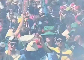 ‘DJ f… off’: University event turns hostile as crowd boos DJ twins
