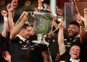 We’re underway as the All Blacks take on the Wallabies in Bledisloe II in Sydney