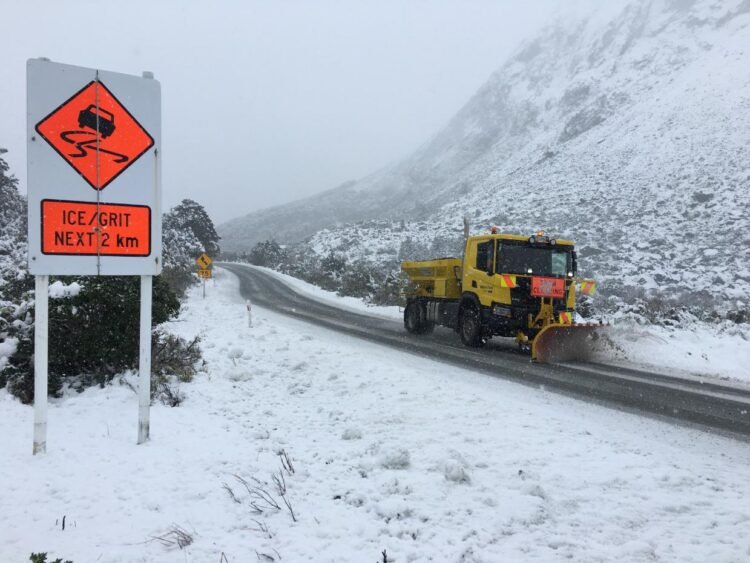 Heavy rain and snow watches issued as spring cold front sweeps south