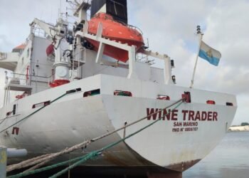 San Marino ship hit by three drones in the Black Sea: seven missing, five saved