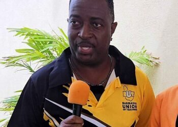 Eden Lodge school closed, odour probe continues