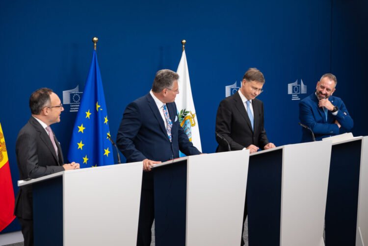 Association agreement with the EU, majority and opposition divided in the Council on its implementation and on the referendum