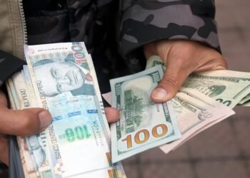 The dollar opens at S/3.44 in Peru due to the rise in oil and the strengthening of the global currency l exchange rate l dollar