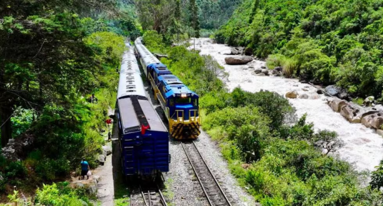 Circulation of trains to Machu Picchu suspended after accident between Inca Rail and PeruRail units
