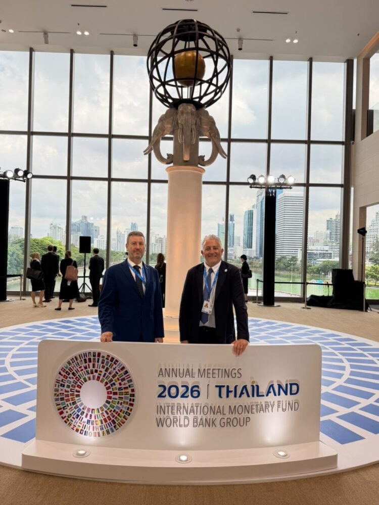 Gatti and Fabbri in Bangkok for the IMF and World Bank meetings