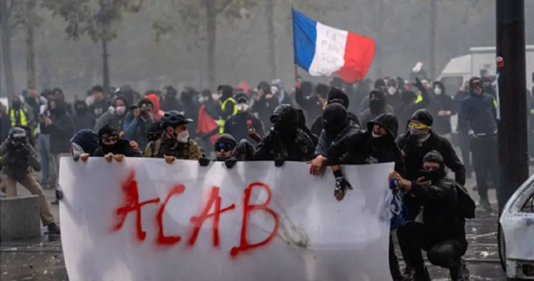 “France holds its breath”: why more protests are feared