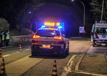 Over one hundred grams of drugs seized by the Civil Police from four Spaniards in Ciarulla