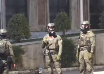 Tensions in the protest, RENEA appears again in front of the Prime Minister – Shqip.com