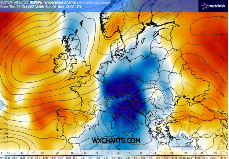 San Marino. Weather: end of October with clear spells, drop in temperatures and arrival of rain from All Saints’ Day