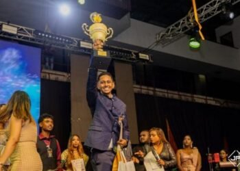 Winner of the Open School Singing Contest wants to touch hearts – De True Tijd