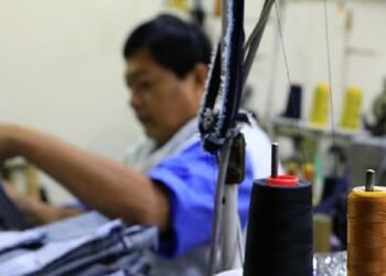 Sociedad Nacional de Industrias “Las ventas en el sector textil caerían un 50% en Navidad, estaremos ad portas o ya con un diluvio en el país” | apuesplan