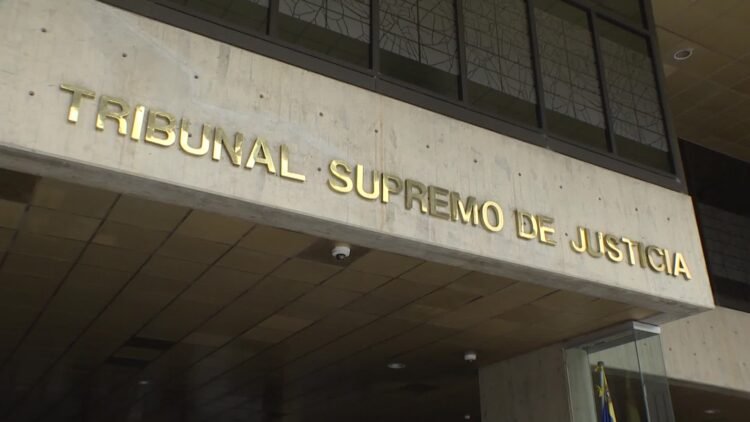 The TSJ eliminates four special terrorism courts and decentralizes the cases