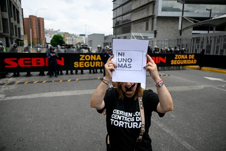 Venezuela once again occupies last place in rule of law and the US falls to 30th place