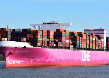 Premier Alliance to resume Suez transits on two services – Ship2Shore