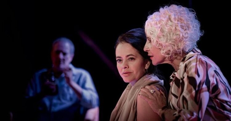 ‘Old Times’, by Harold Pinter, brings together Cuban artists on the stages of Miami