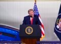 Trump throws away a glass of water to compare fuel savings with Venezuelan oil