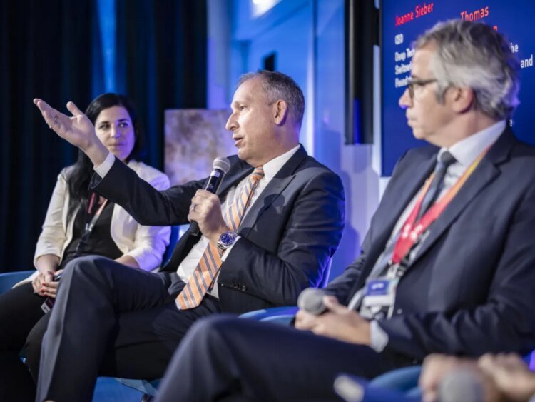 Swiss space researcher Thomas Zurbuchen to join Blue Origin