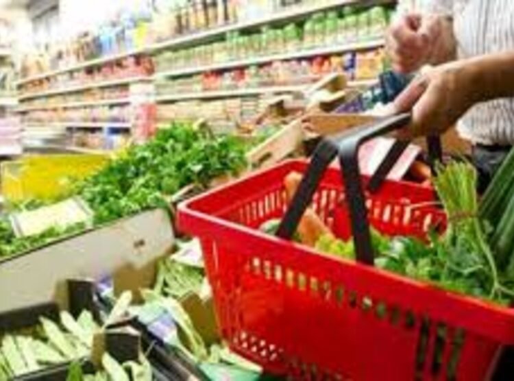 Cendas: Food basket in Venezuela increased 0.79% and reached $761 in September