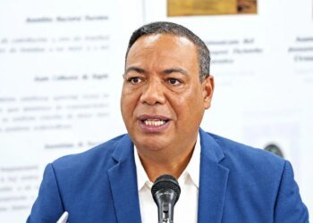 They present a new discount project for retirees after the Executive’s veto
