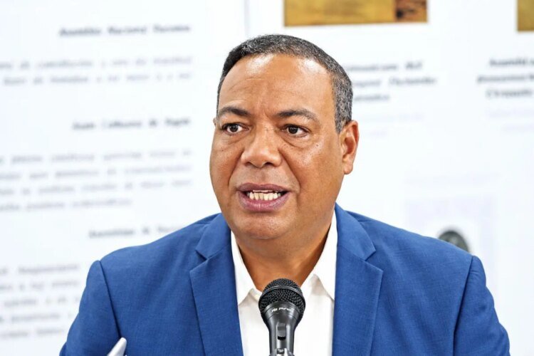 They present a new discount project for retirees after the Executive’s veto