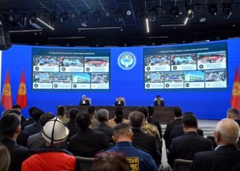 Kyrgyzstan pledges funds for Manas, Suzak growth