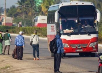 Assaults: They try to assault a bus that was going to La Cuevita