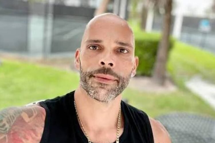 Venezuelan singer Gus Ormo was found dead in a pool in Florida