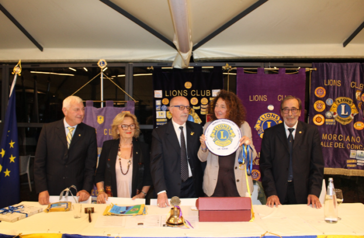 Gabriella Simoni in Rimini: youth hardship at the center of the book “Non solo maranzine”
