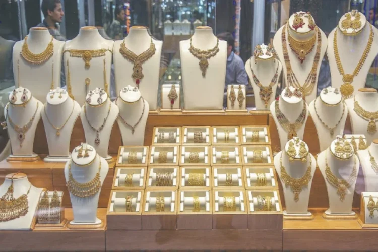 An ounce of gold is sold for $4046
