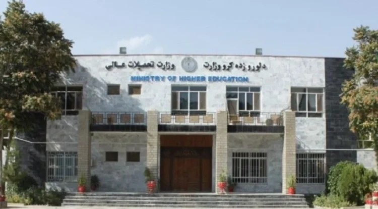 The Minister of Higher Education heard the problems of the presidents of the central private universities