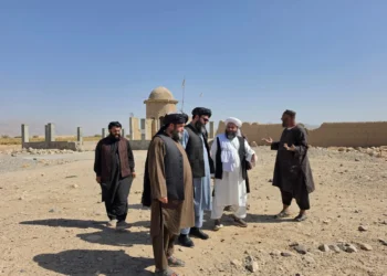 The Minister of Culture and Art visited the tombs of Mewand Martyrs and Malalai Mewandi
