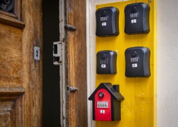 Debate grows over Airbnb’s impact on Swiss housing