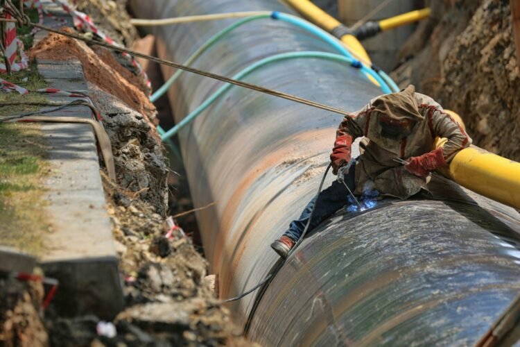 Turkmennebit reannounces international tenders for pipes and metal products