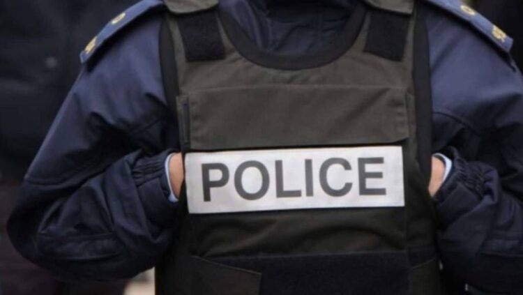 He asked a woman for 450 euros to buy pellets while pretending to be a policeman, the suspect is arrested in Fushë Kosovë