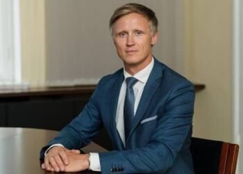 MEP: Blaming young Albanians for being influenced by the outside just because they are showing their bitterness about corruption is an insult