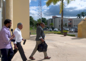 PM Briceño Sidesteps Questions After Crucial Cabinet Meeting