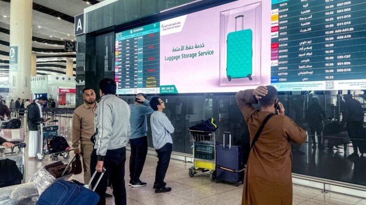 Saudi Arabia: Arab and international airlines suspend their flights to Riyadh – Al-Shorouk Online